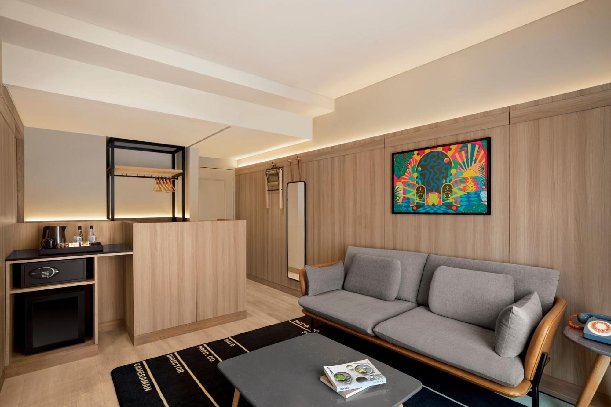Hotel Moxy Andheri West Mumbai (Bombay)